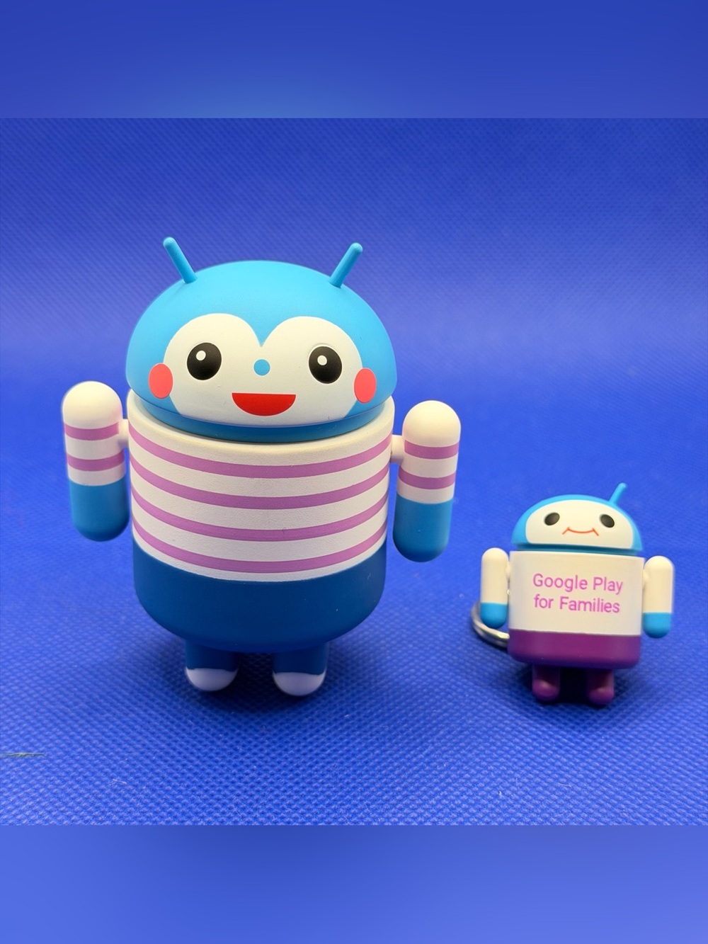 Google Android Mini Collectible Google Play for Families Dead Zebra Keychain